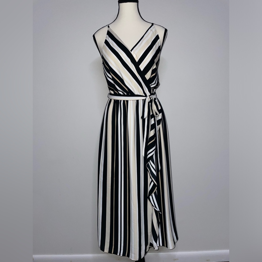 LOFT Black and White Sleeveless V-Neck Midi Dress